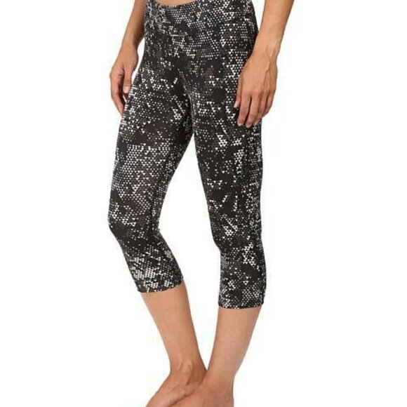The North Face  Pulse Capri Tight TNT Black XS - Picture 1 of 3
